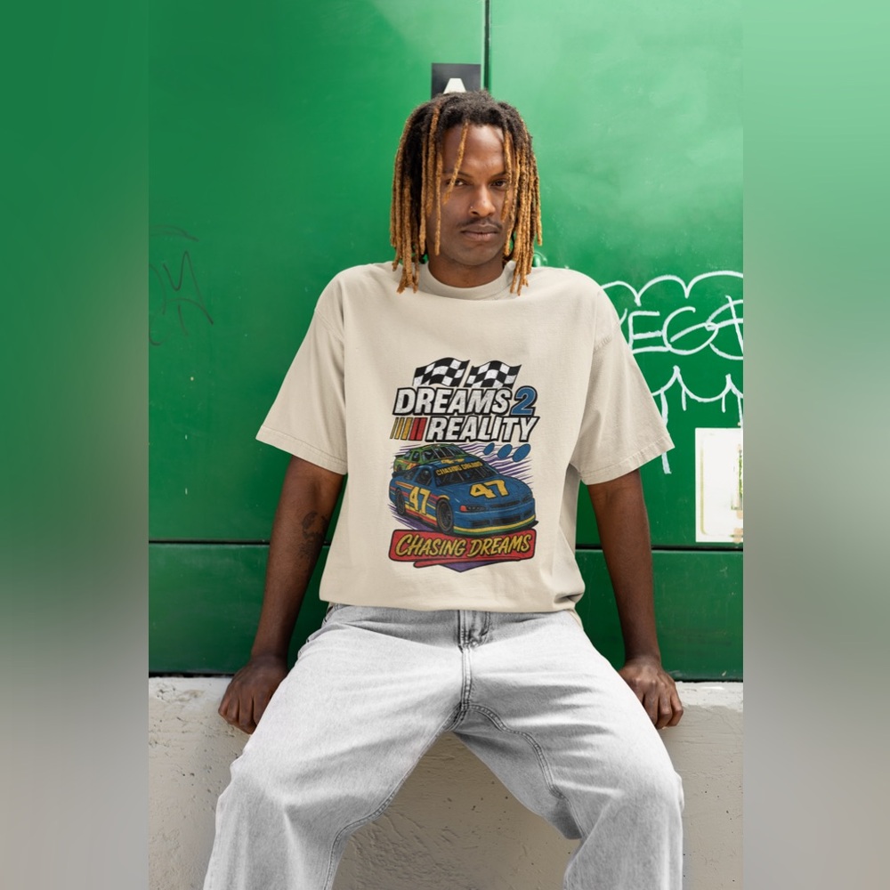 Chasing Dreams Dreams 2 Reality Heavyweight Vintage Washed Cotton T Shirt NWT - Picture 1 of 4